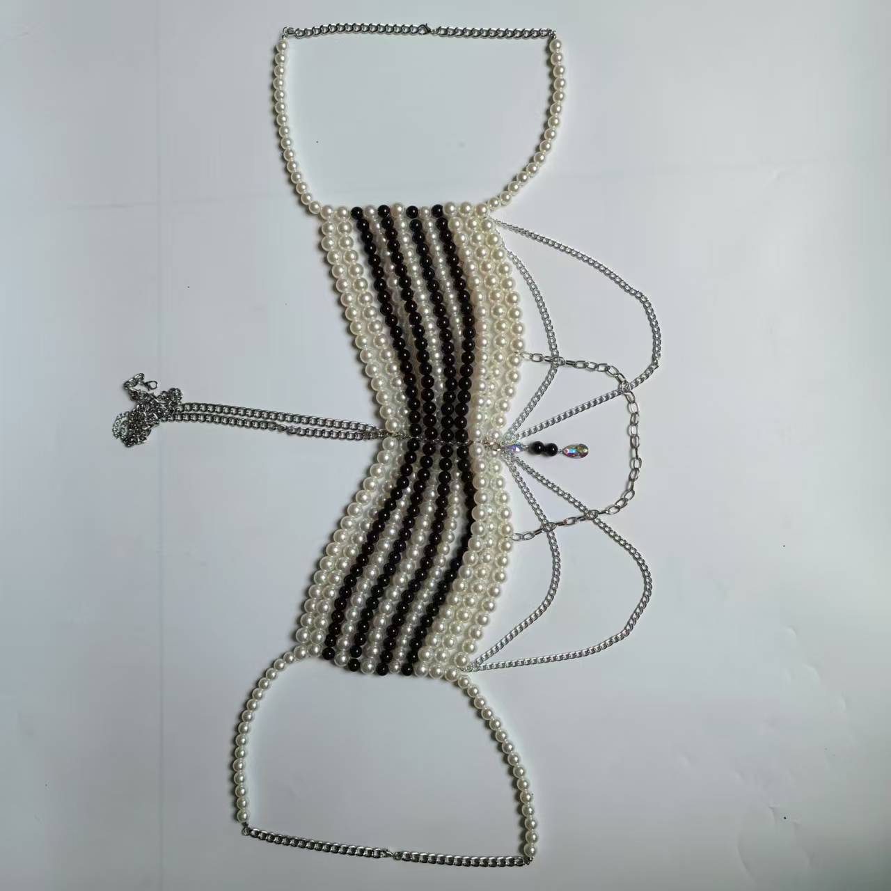 Black White Woven Plastic Pear - đánh giá và giá Body Jewelry Vest
